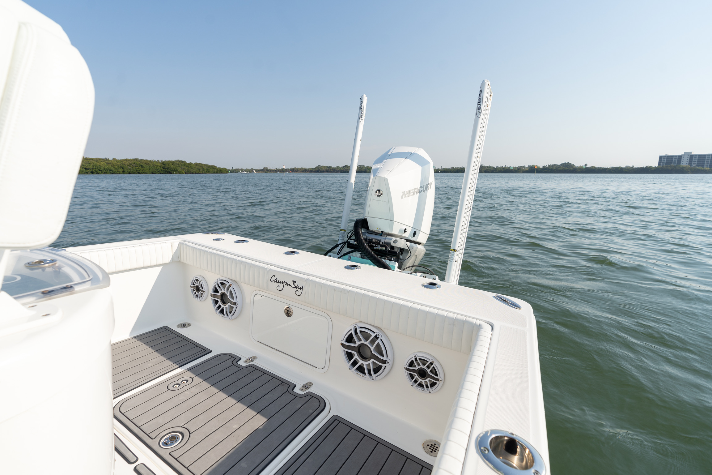 Canyon Bay 28h stern transom speakers mercury
